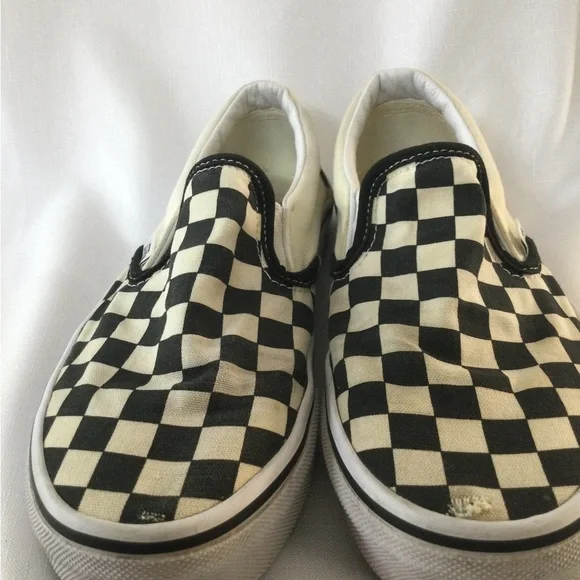 Vans Classic Slip-ons. Size 6 womens. 4.5 mens - Picture 9 of 10